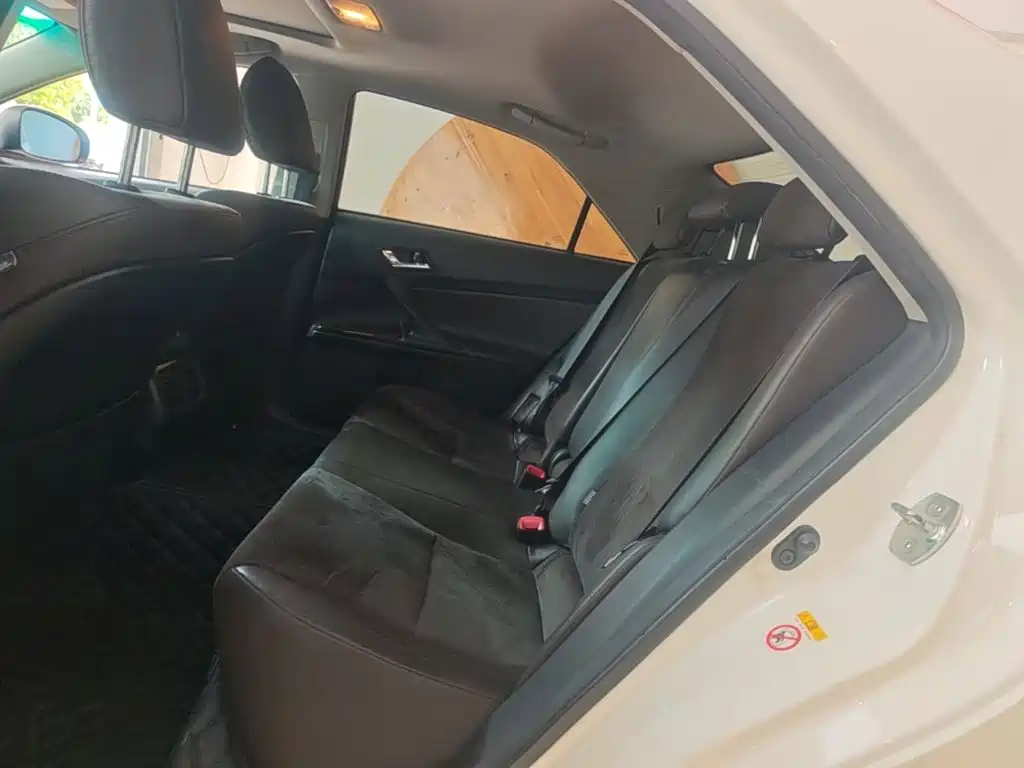 Toyota Reiz — миниатюра 17