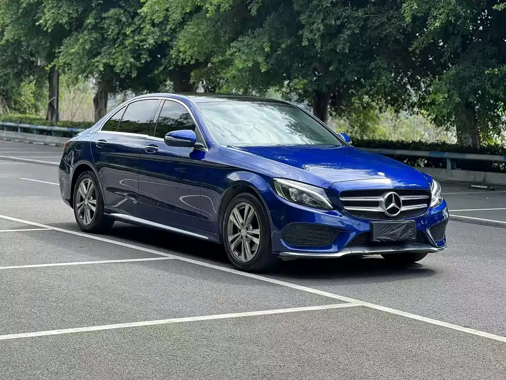Mercedes-Benz C-Class — миниатюра 3
