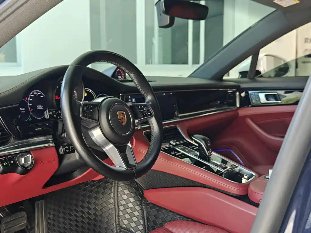 Porsche Panamera — миниатюра 7