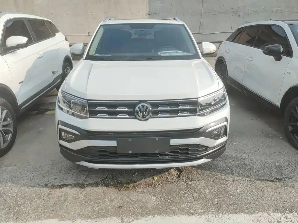 Купить Volkswagen T-Cross