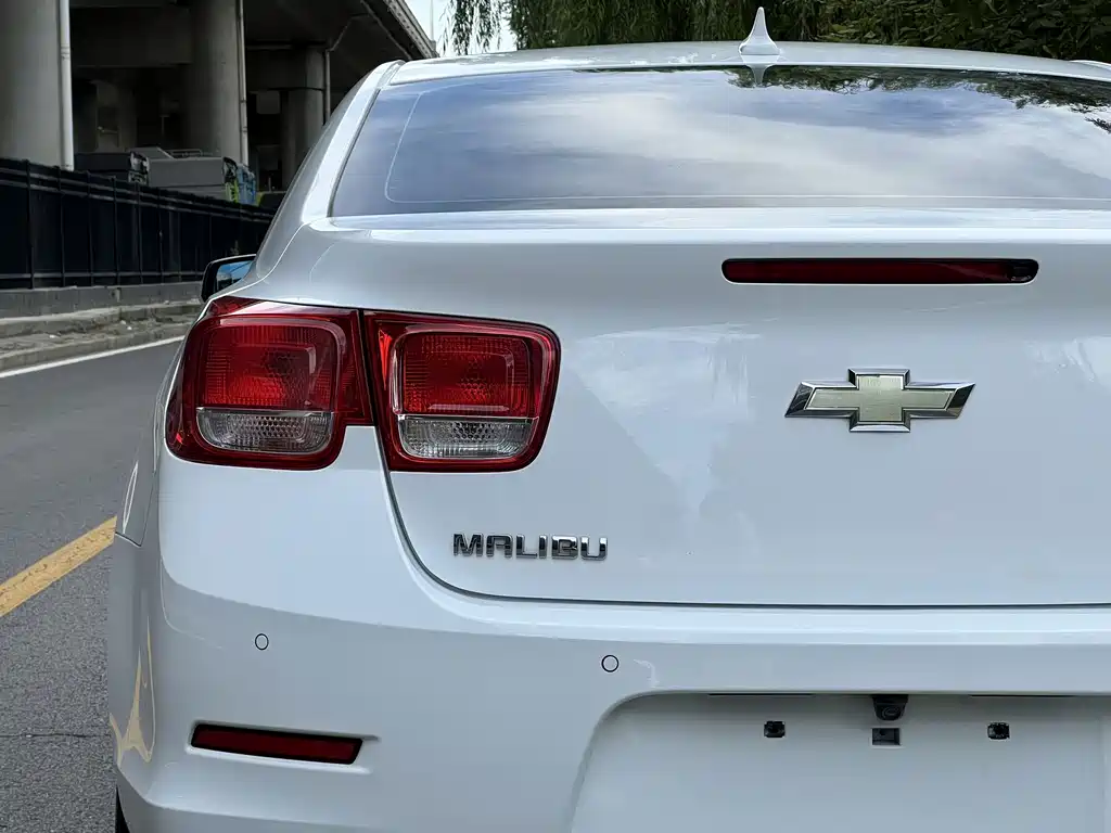 Chevrolet Malibu — миниатюра 12