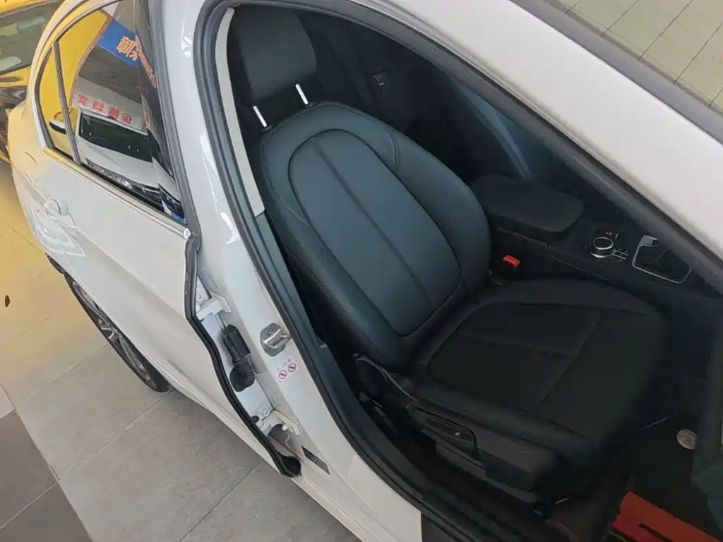 BMW 1 Series — миниатюра 25