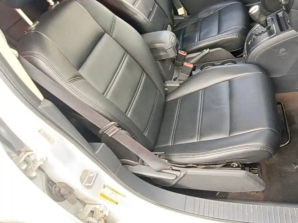 Jeep Compass (Import) — миниатюра 25
