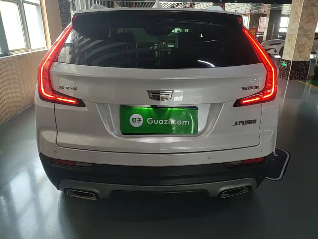 Cadillac XT4 — миниатюра 6