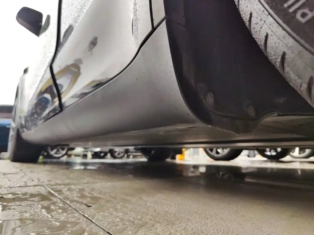 Tesla Model Y — миниатюра 22