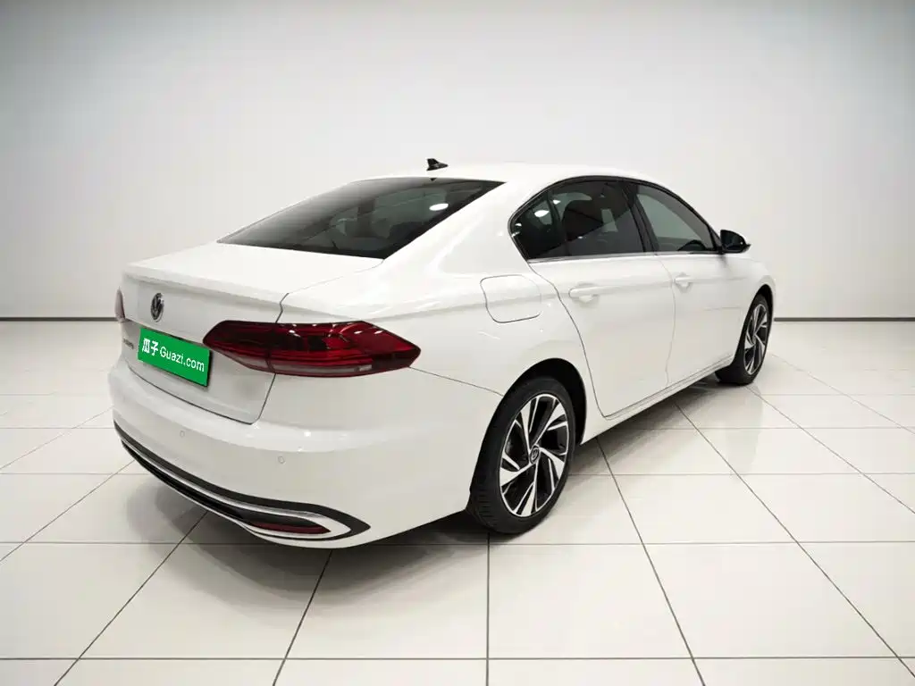 Volkswagen Bora — миниатюра 4