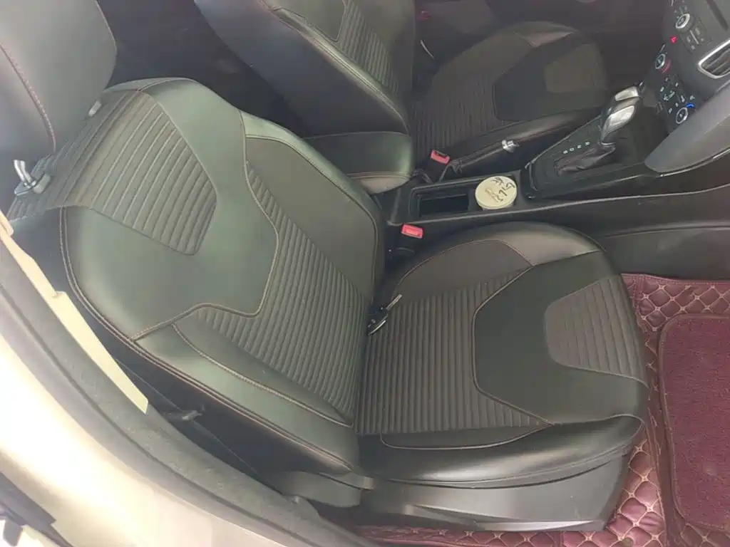 Ford Focus — миниатюра 25