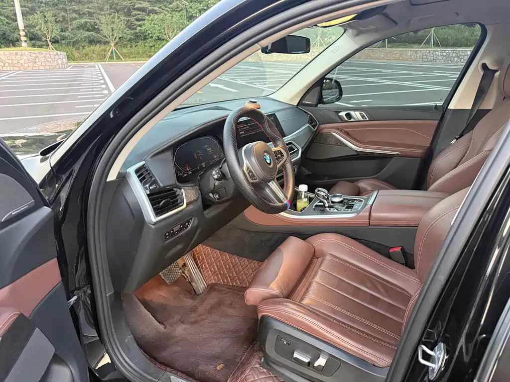BMW X5 (Import) — миниатюра 6