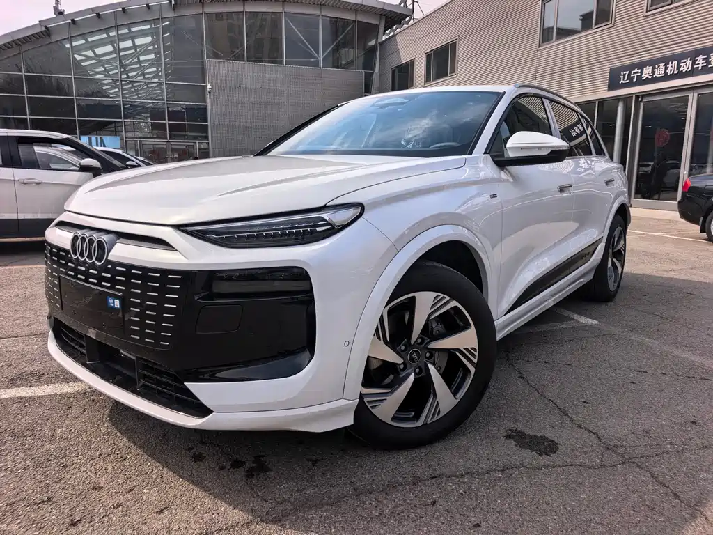 Audi 奥迪Q6L e-tron 2026