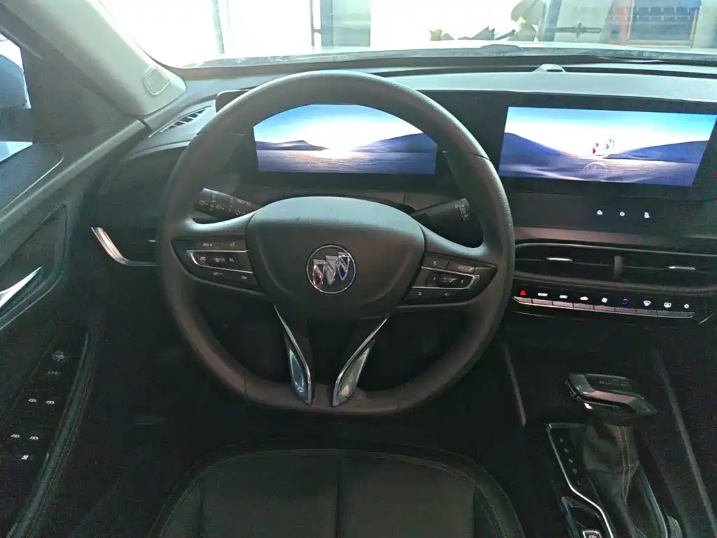 Buick Verano — миниатюра 11