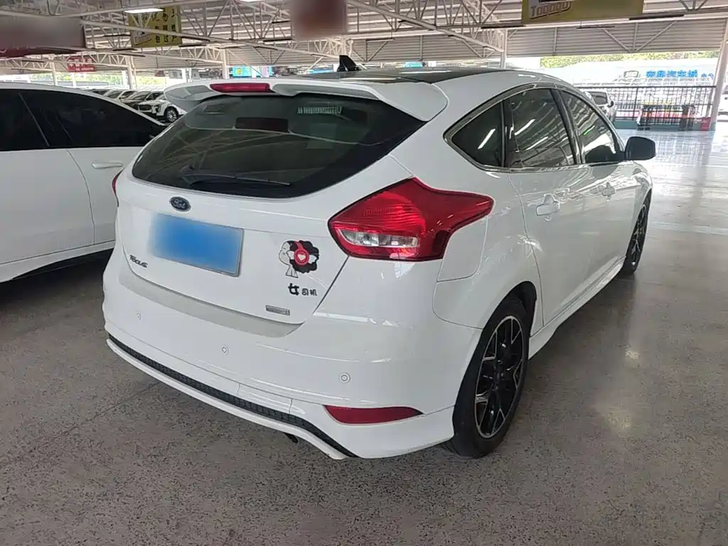 Ford Focus — миниатюра 7