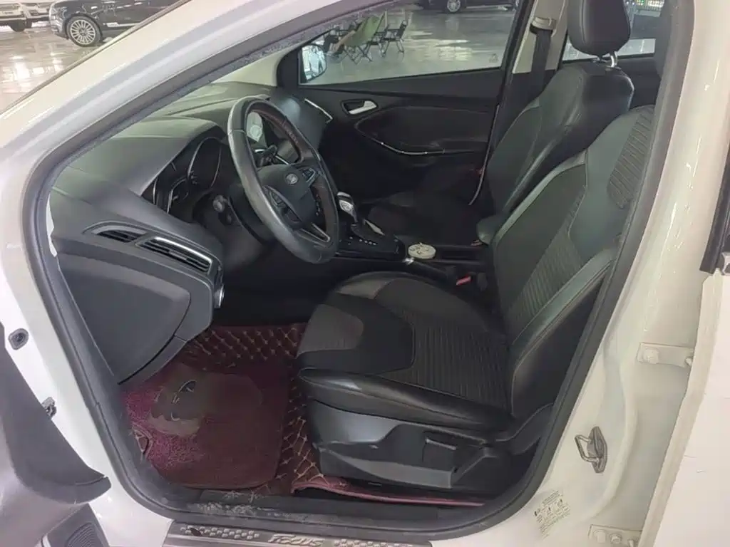 Ford Focus — миниатюра 15