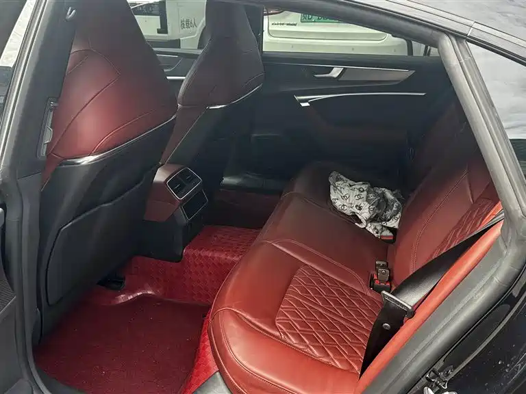 Audi A7L 2024 45 TFSI quattro