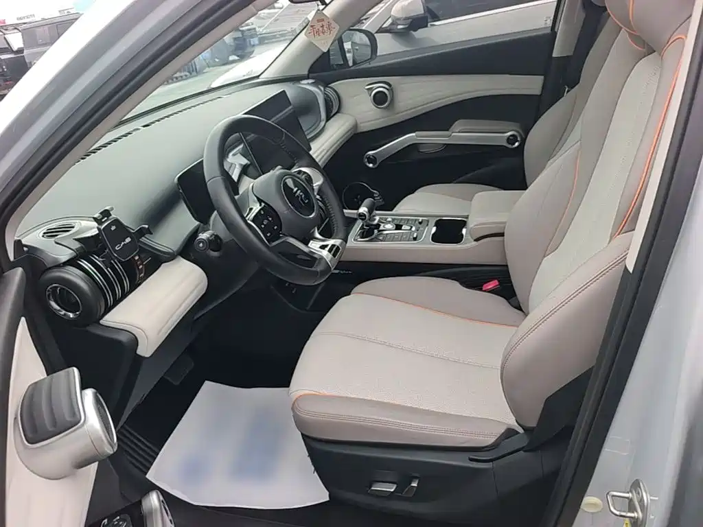 BYD Yuan Plus — миниатюра 15