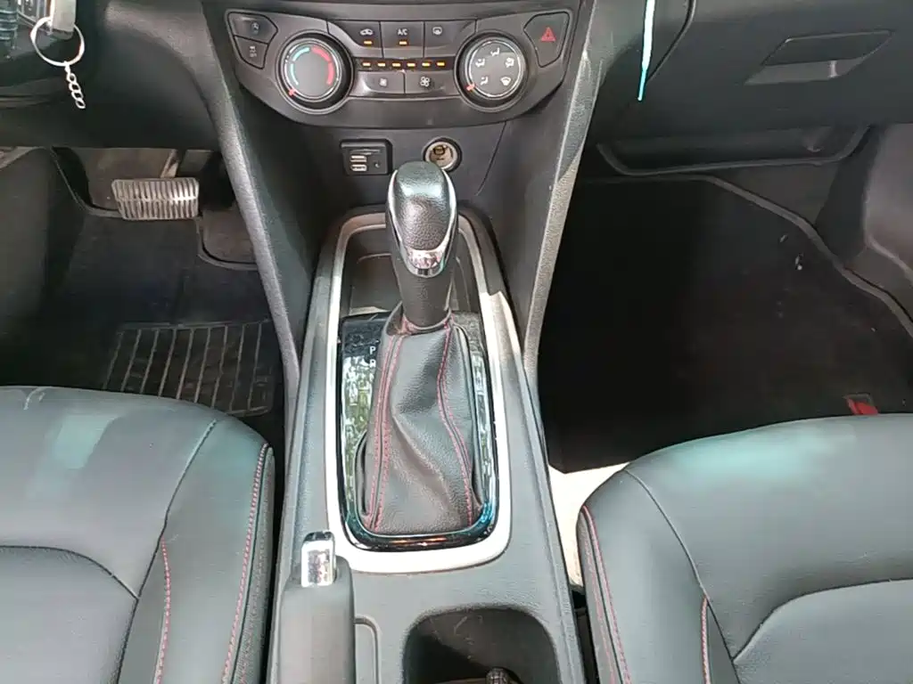 Chevrolet Monza — миниатюра 14