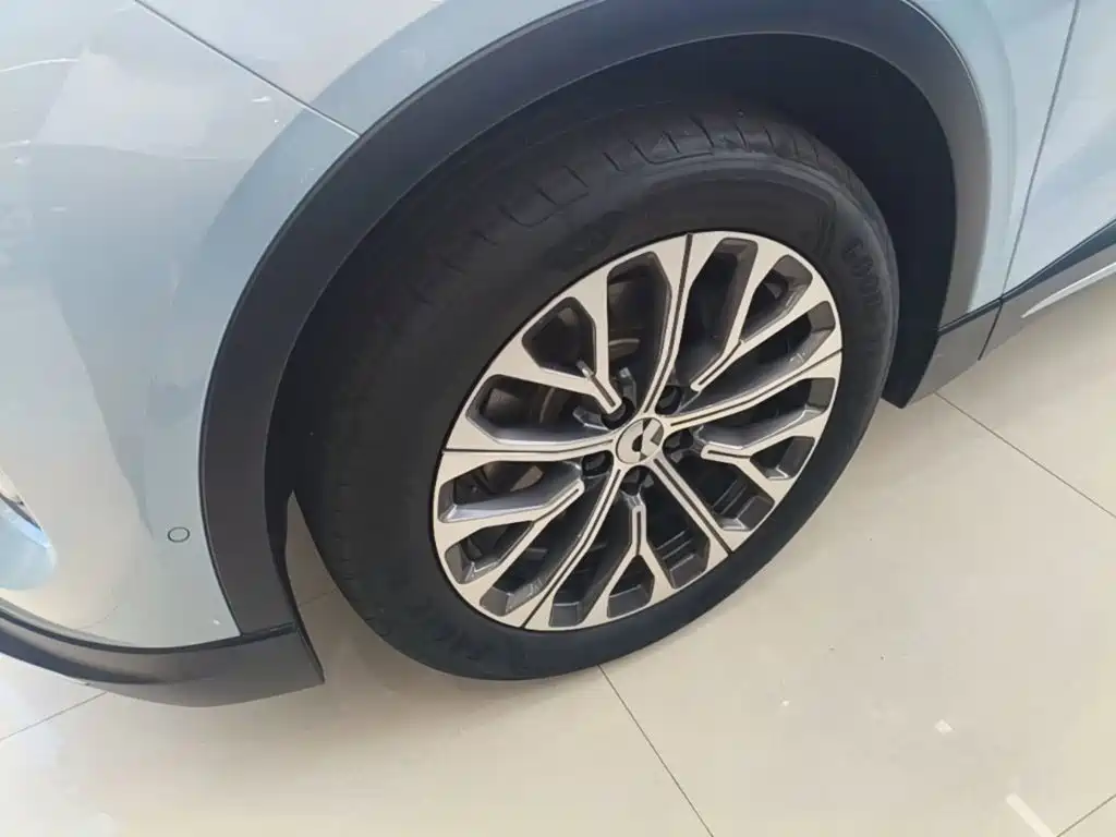 NIO EC6 — миниатюра 23
