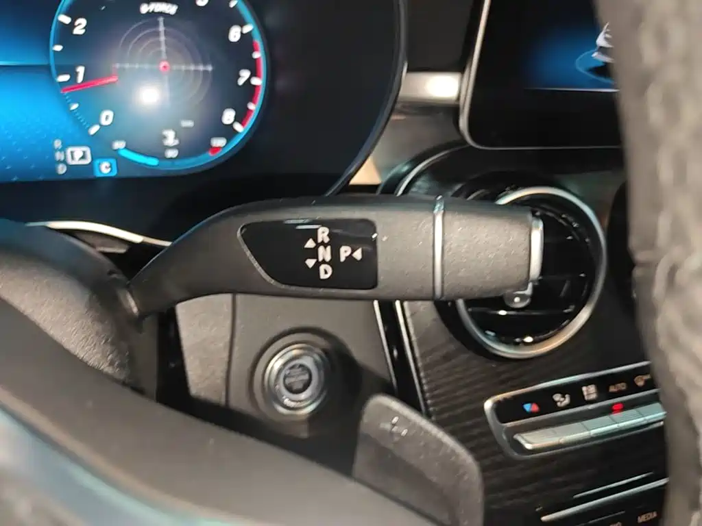 Mercedes-Benz C-Class — миниатюра 14