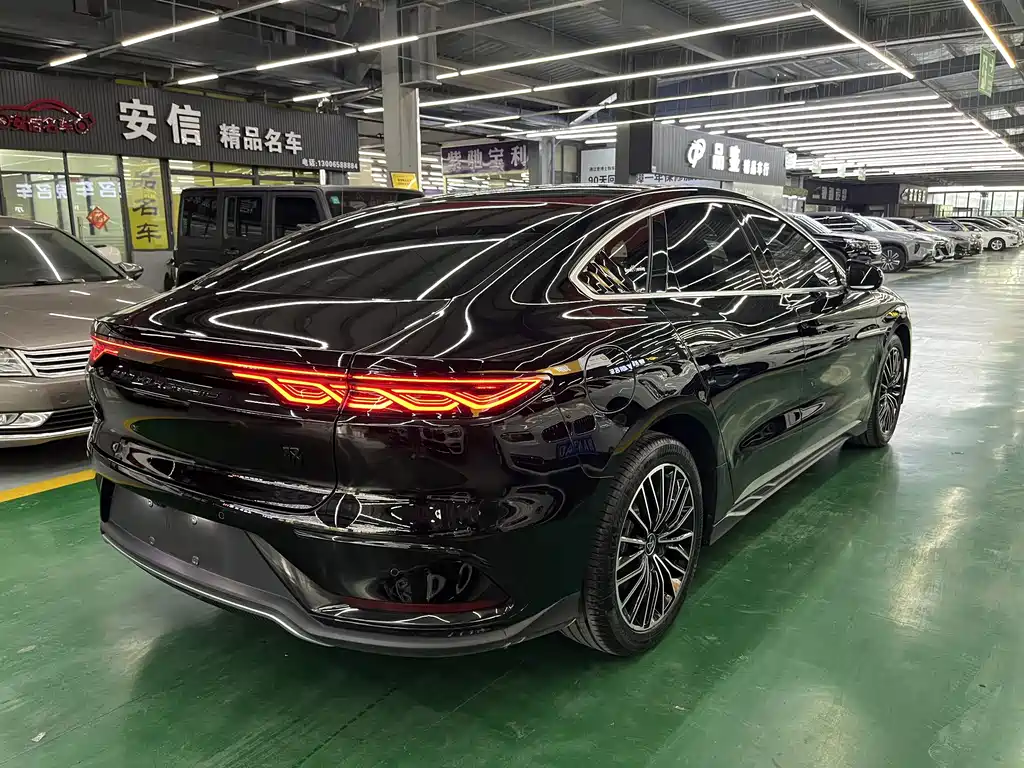 BYD Han — миниатюра 6