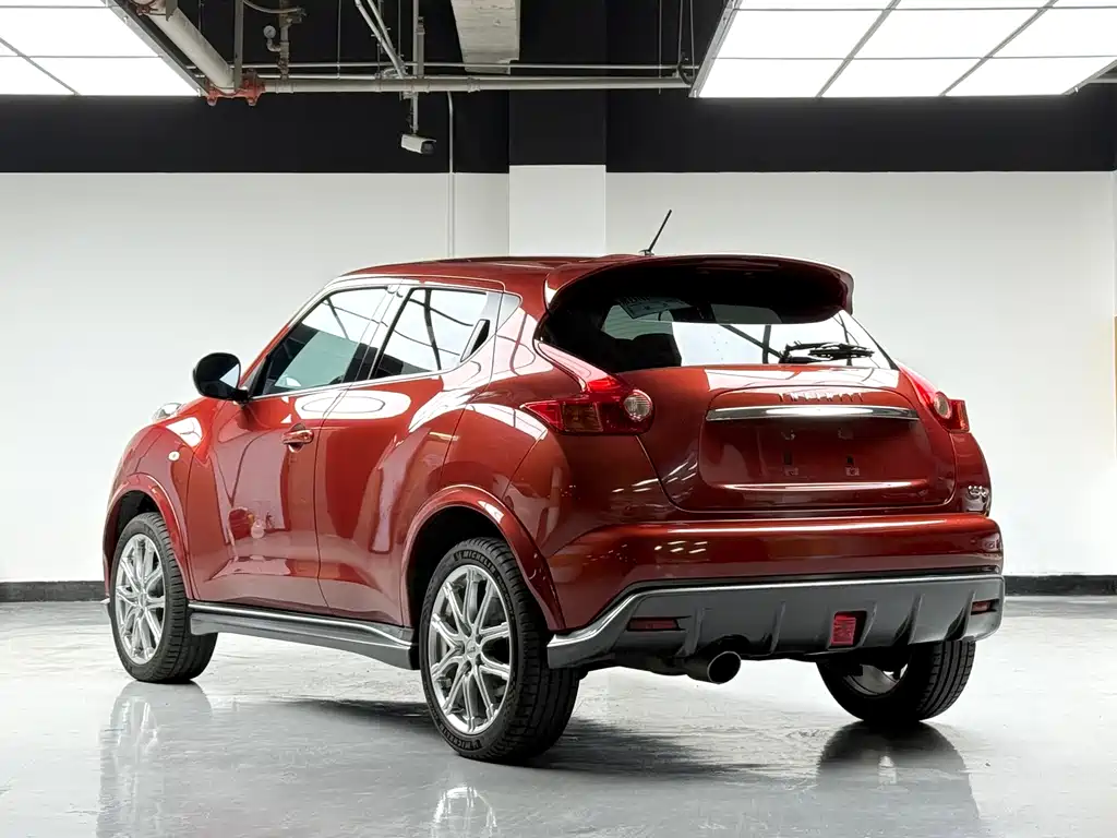 Infiniti ESQ — миниатюра 6