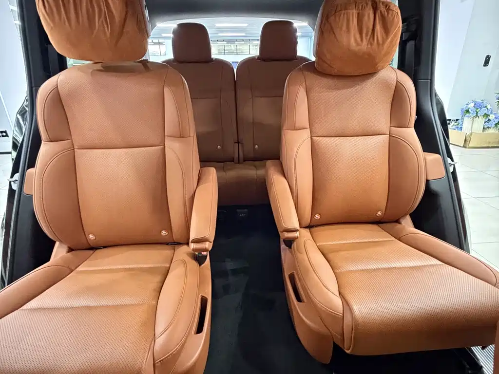Li Auto Li L8 — миниатюра 14