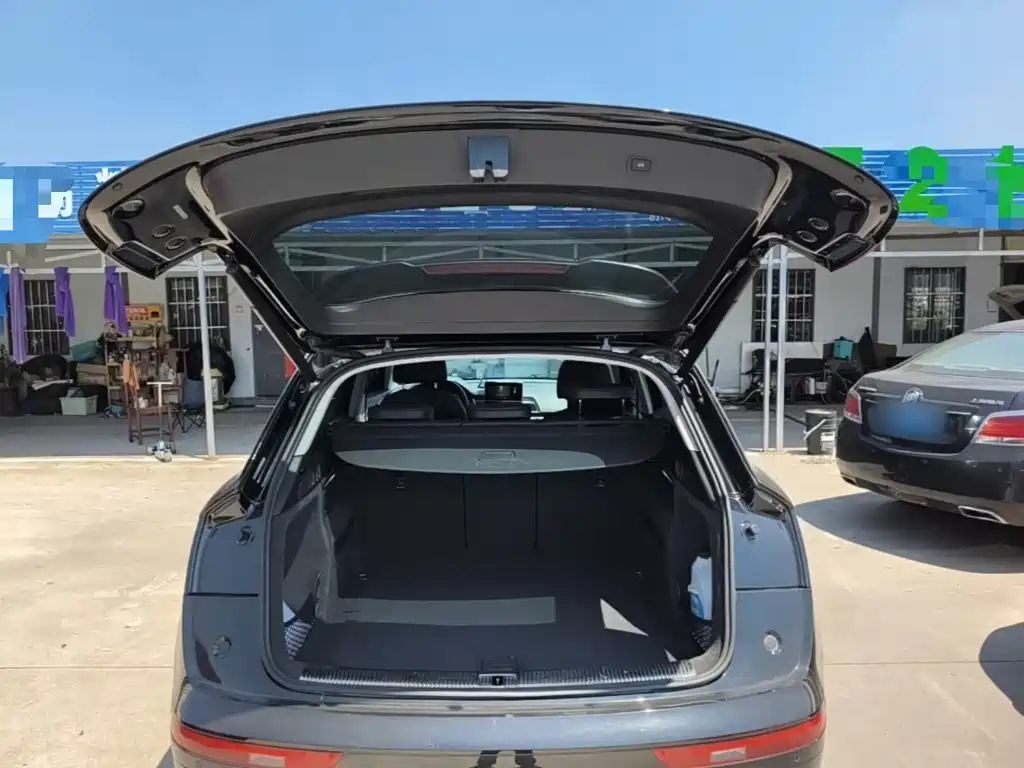 Audi Q5L — миниатюра 19