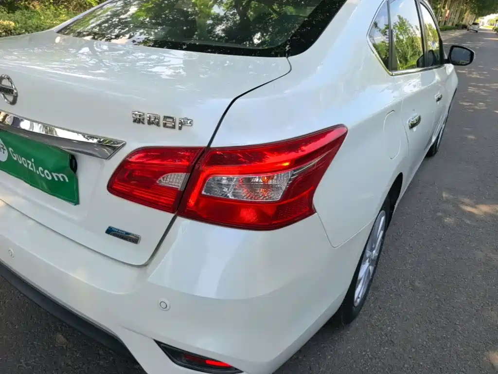 Nissan Sylphy — миниатюра 8