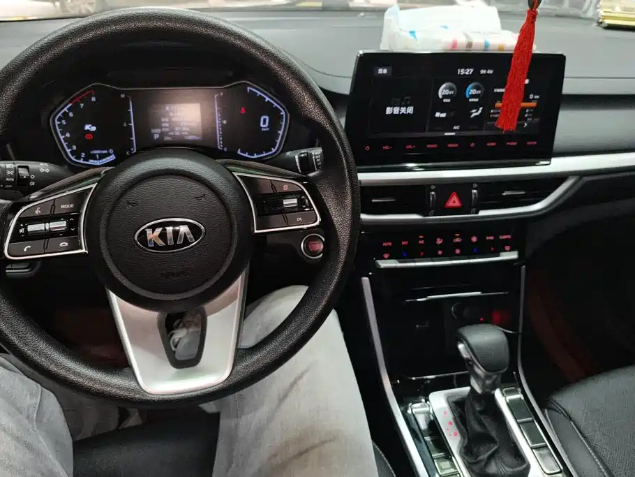 Kia K3 — миниатюра 12