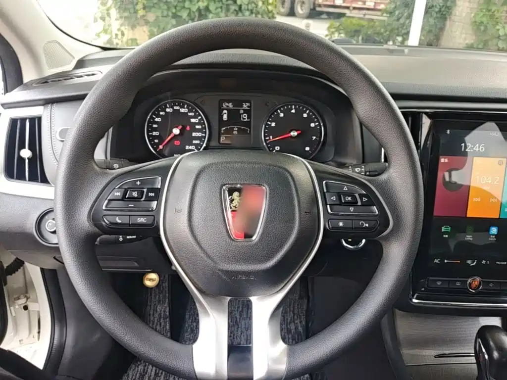 Roewe Roewe i6 Classic — миниатюра 11