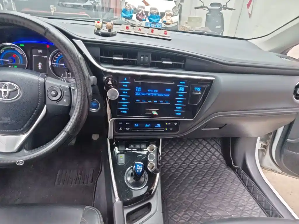 Toyota Corolla — миниатюра 13