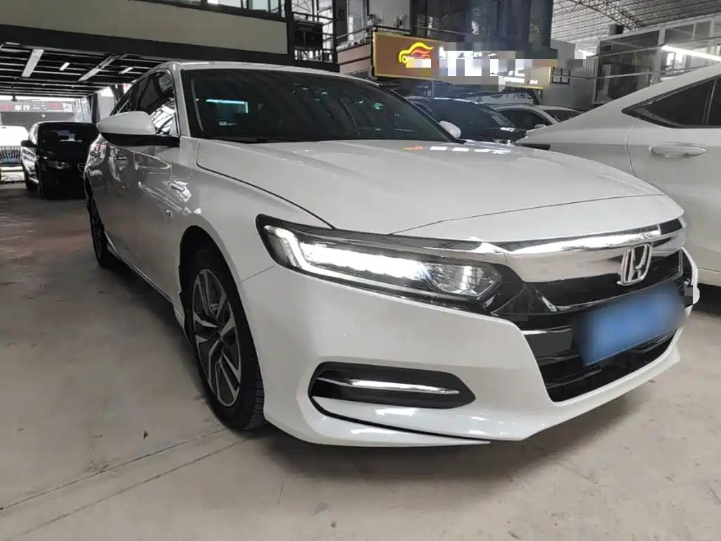 Honda Accord — миниатюра 4
