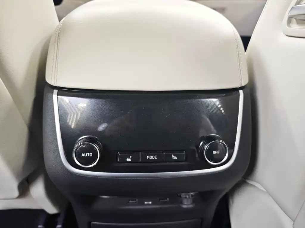 Li Auto Li ONE — миниатюра 14
