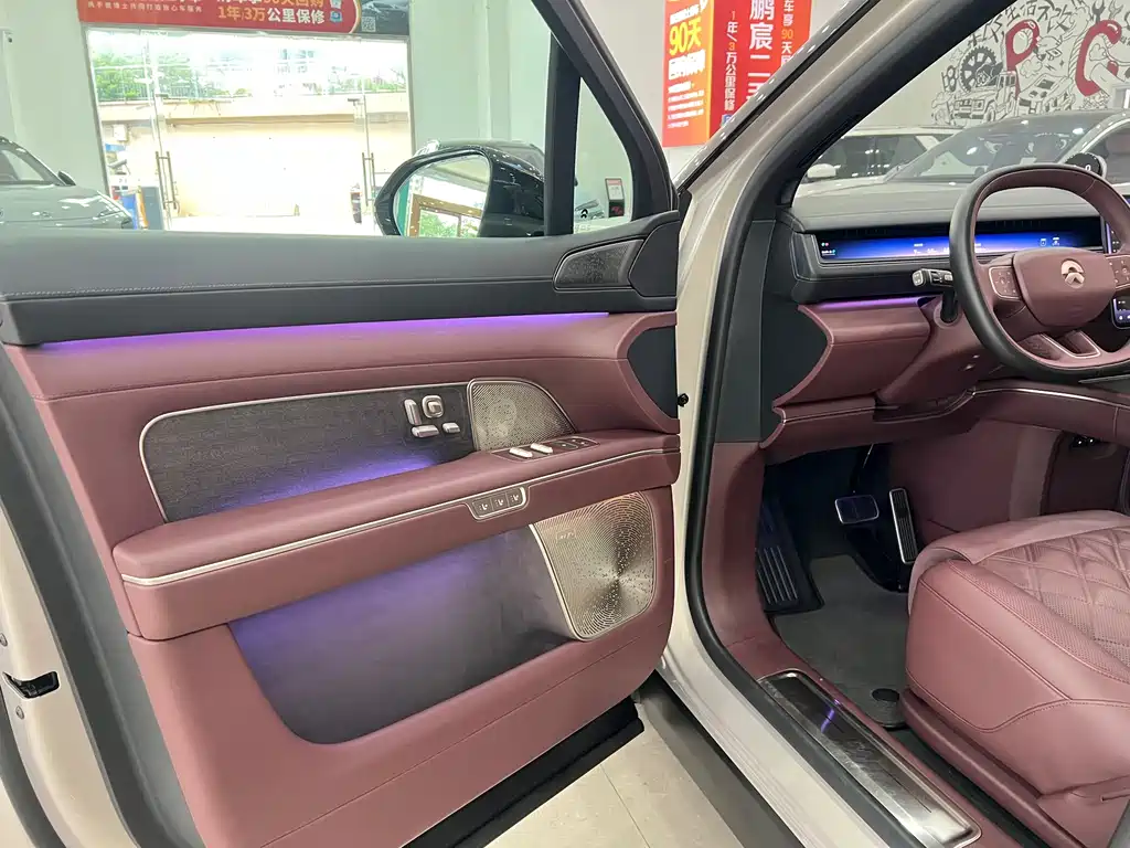 NIO ES8 — миниатюра 9