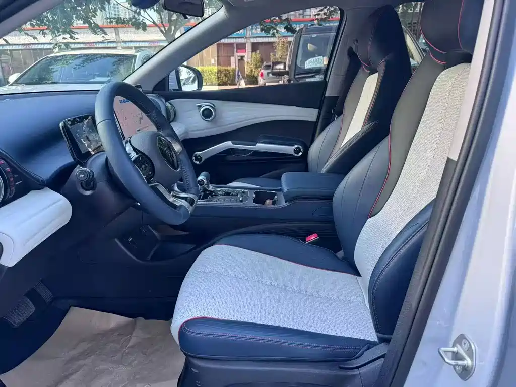 BYD Yuan Plus — миниатюра 5