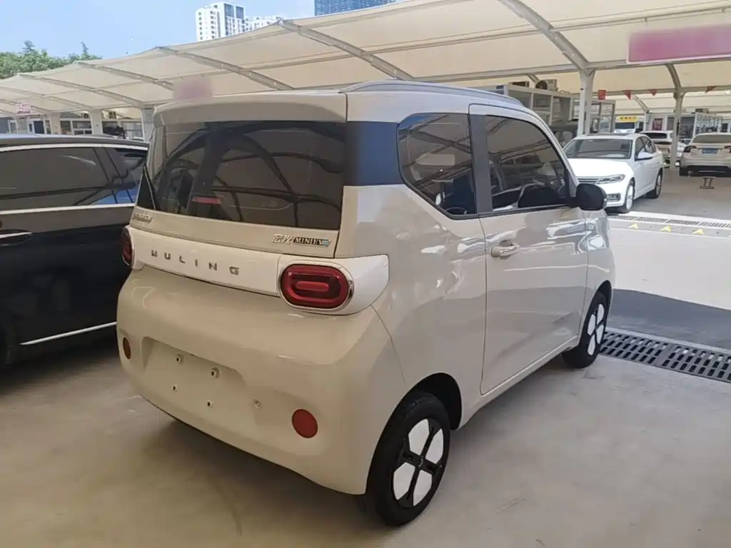Wuling MINIEV — миниатюра 7