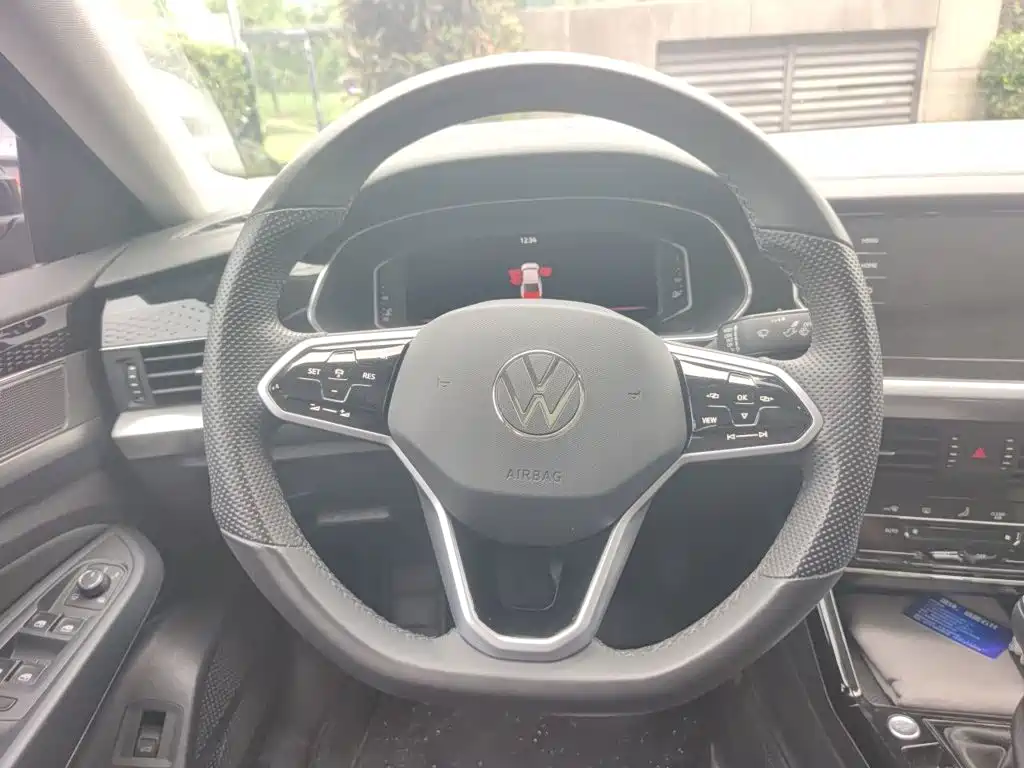 Volkswagen Passat — миниатюра 7