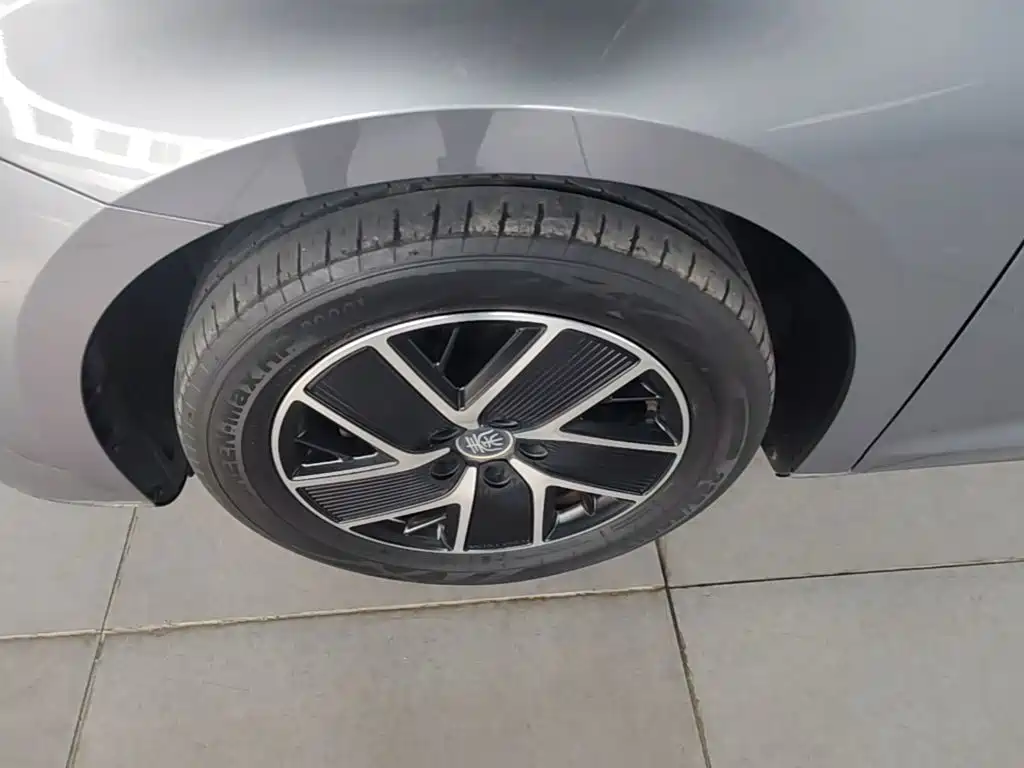 BYD Qin L — миниатюра 23