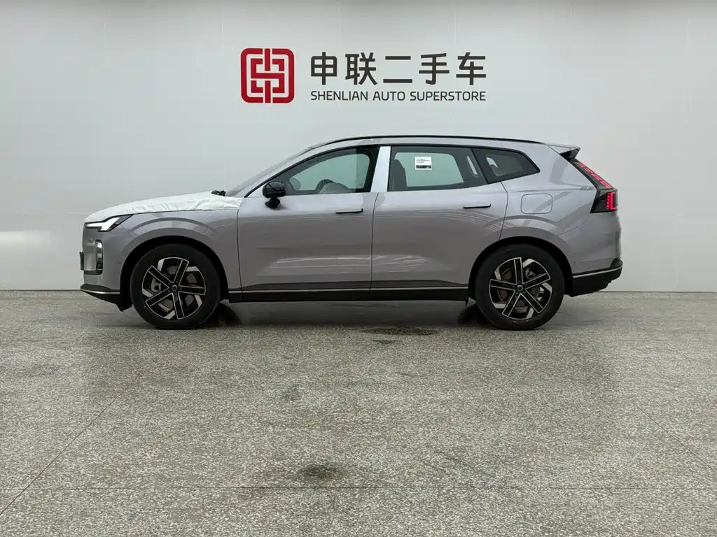 Volvo XC70 PHEV — миниатюра 4