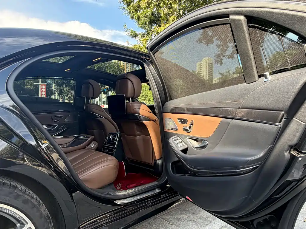 Mercedes-Benz S-Class — миниатюра 7