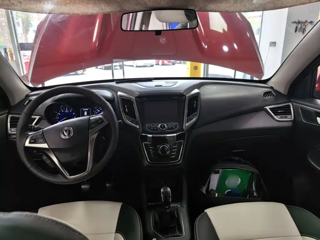 Changan CS35 — миниатюра 10