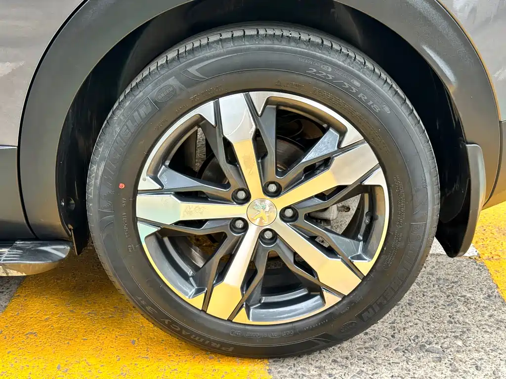 Peugeot 4008 — миниатюра 11