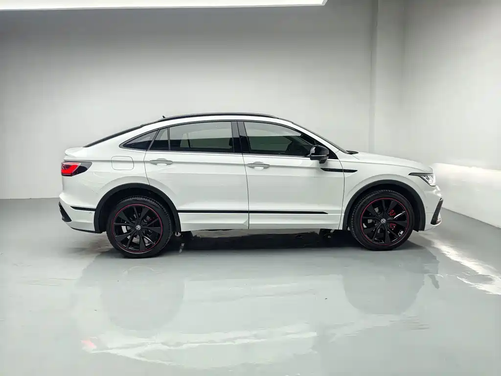 Volkswagen Tiguan X — миниатюра 5