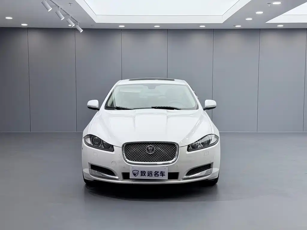 Jaguar XF — миниатюра 2