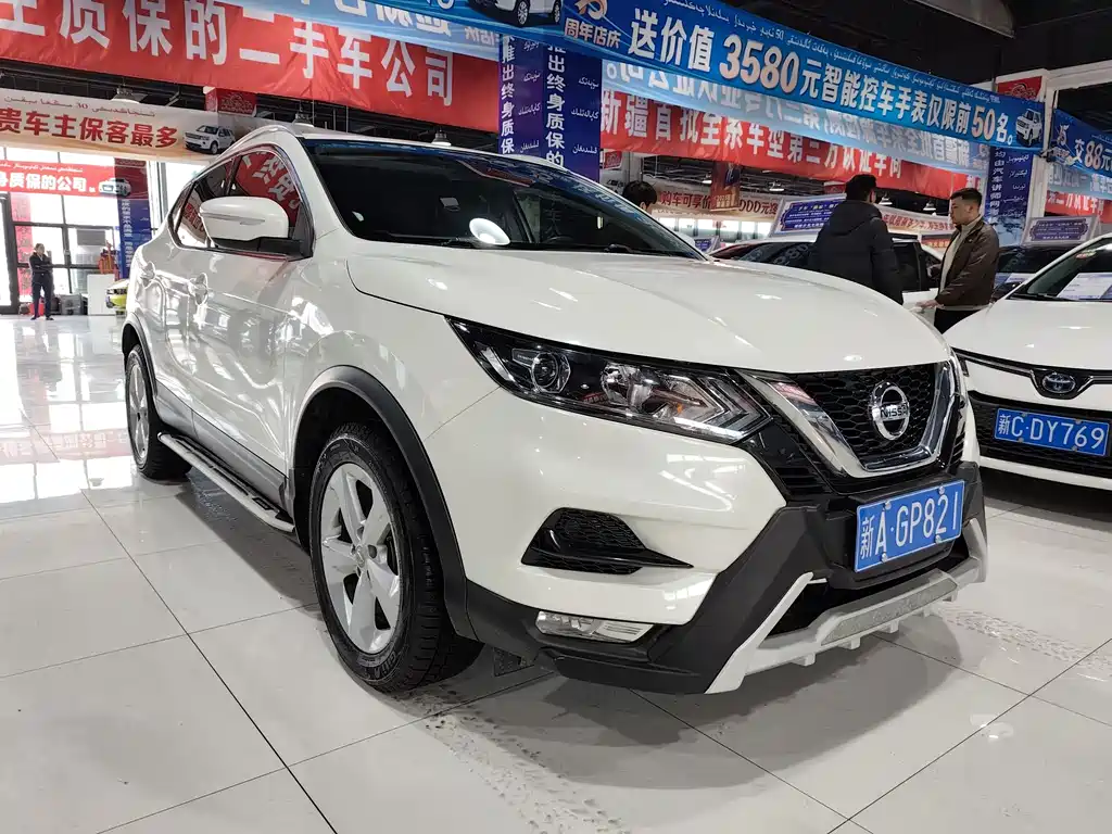 NISSAN QASHQAI
