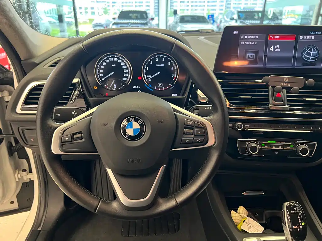 BMW 1 Series — миниатюра 11