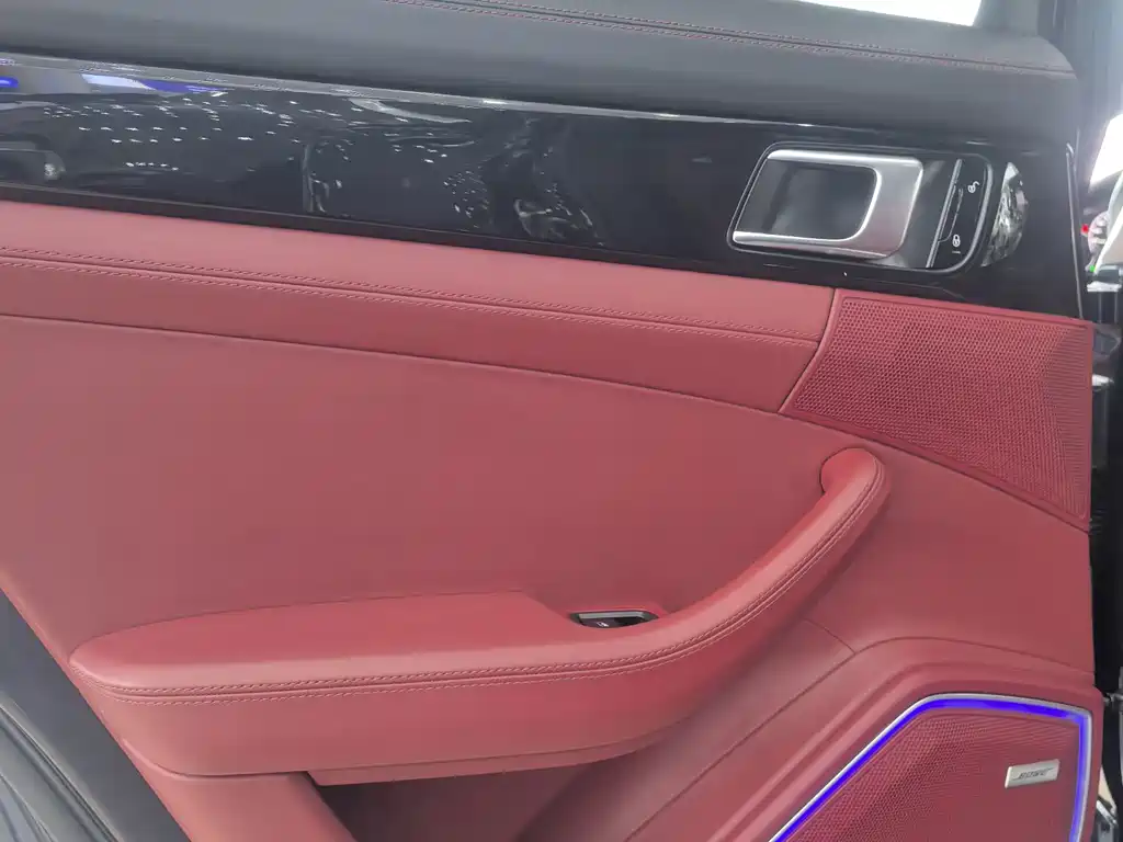Porsche Panamera — миниатюра 13