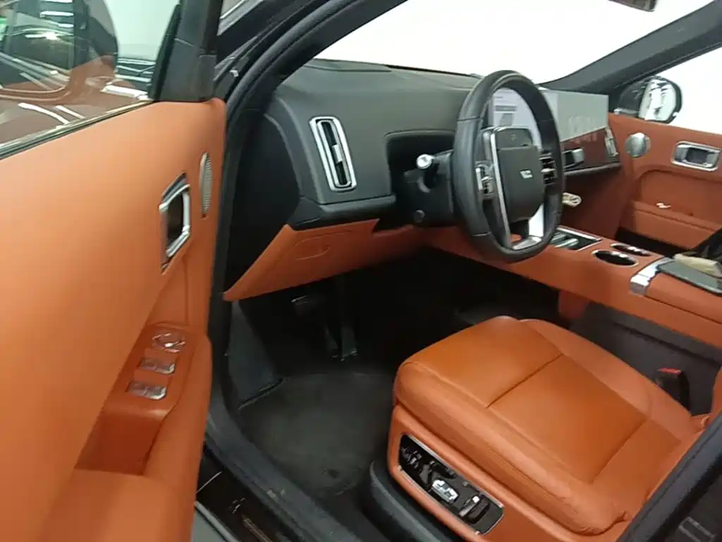 Li Auto Li L8 — миниатюра 16