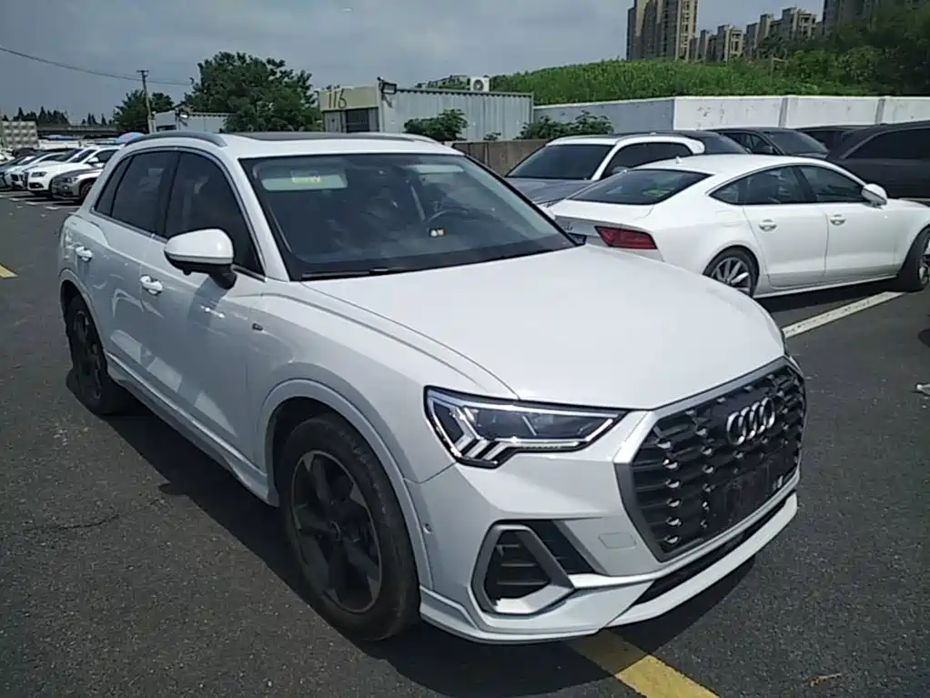 Audi Q3 — миниатюра 4