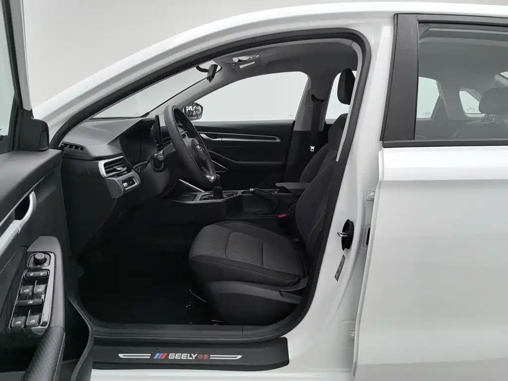 Geely Emgrand — миниатюра 10