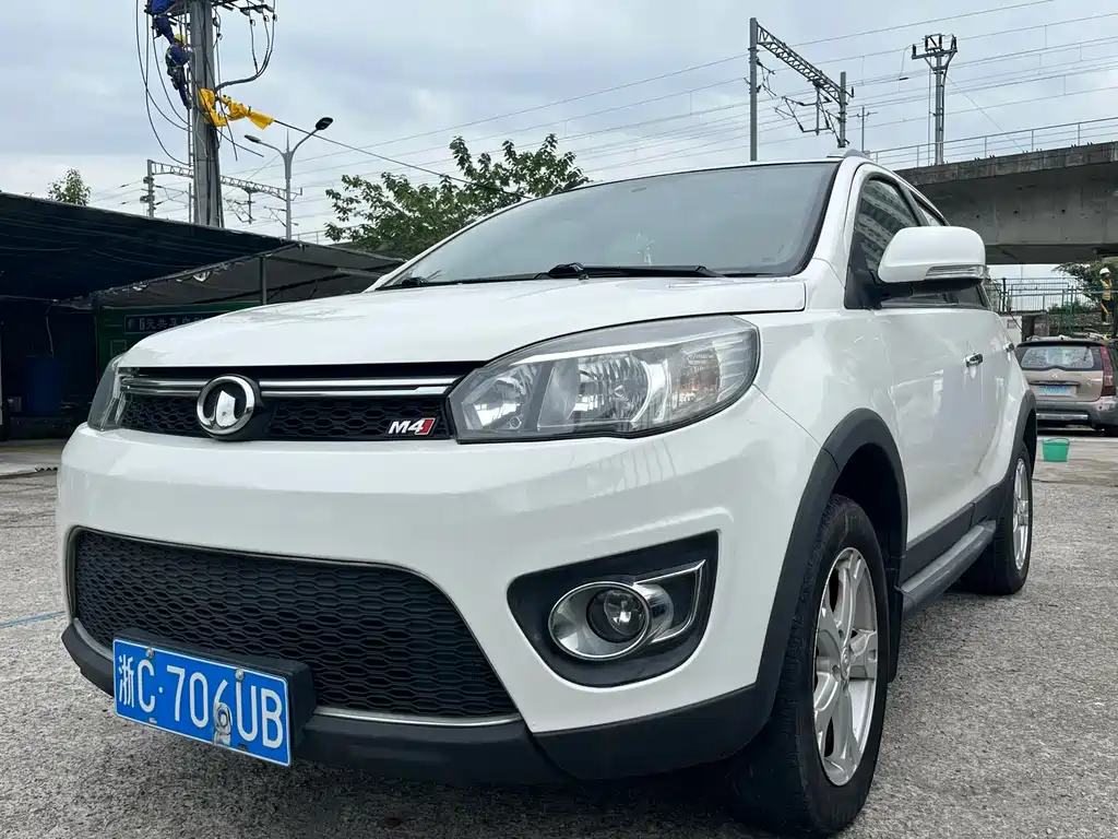 Great Wall Great Wall M4 2013