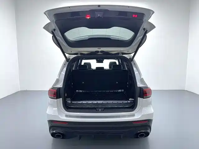 Mercedes-Benz GLB AMG — миниатюра 15